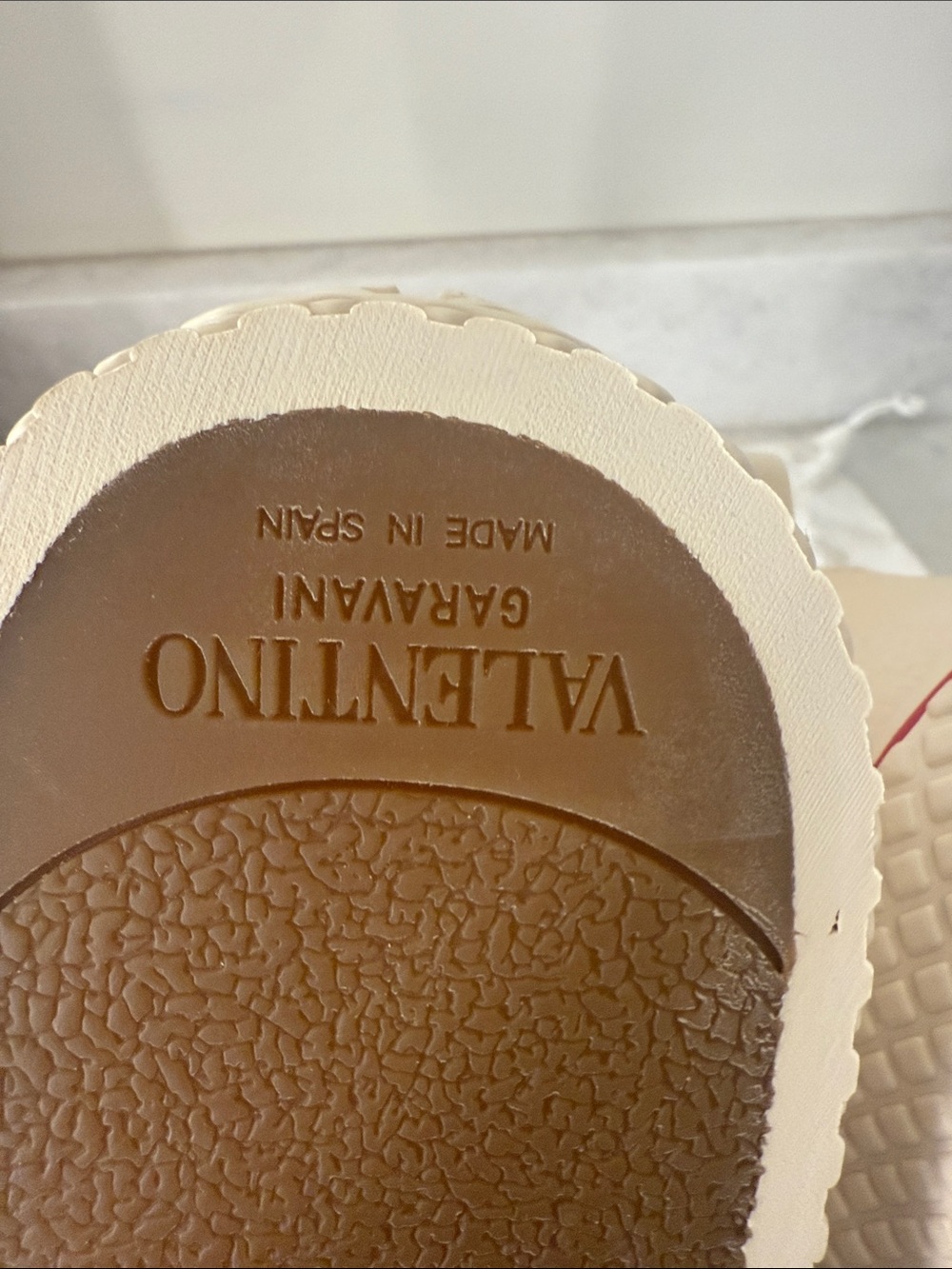 Valentino Garavani Navy Canvas Low-Top Sneakers with CreamwTrim and Red Stripe41 - Picture 5 of 7